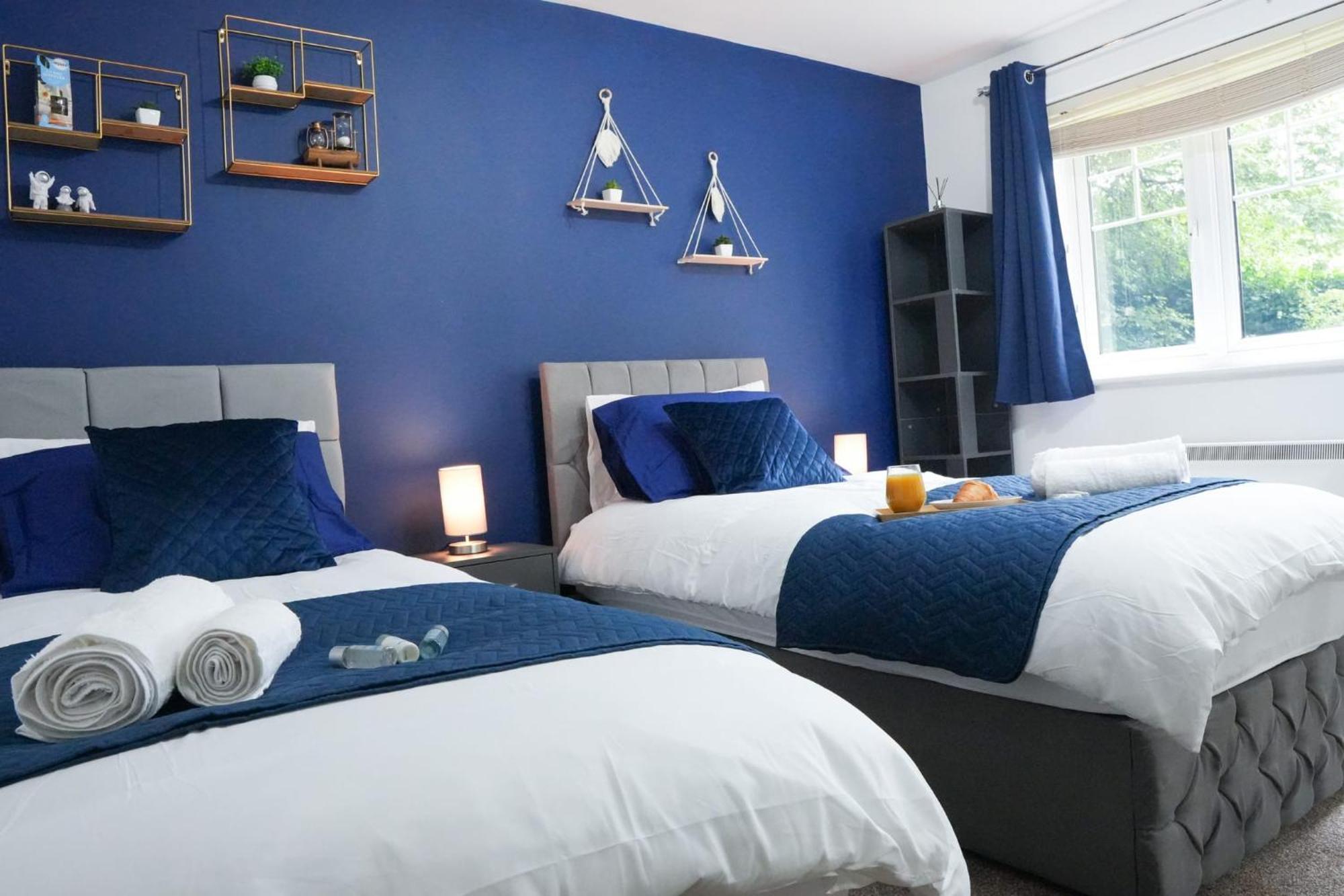 Whole 2-Bed Apartment - Contractors, Professionals, Ulez Free, Free Parking, B'Ham City 10Mins Birmingham Esterno foto