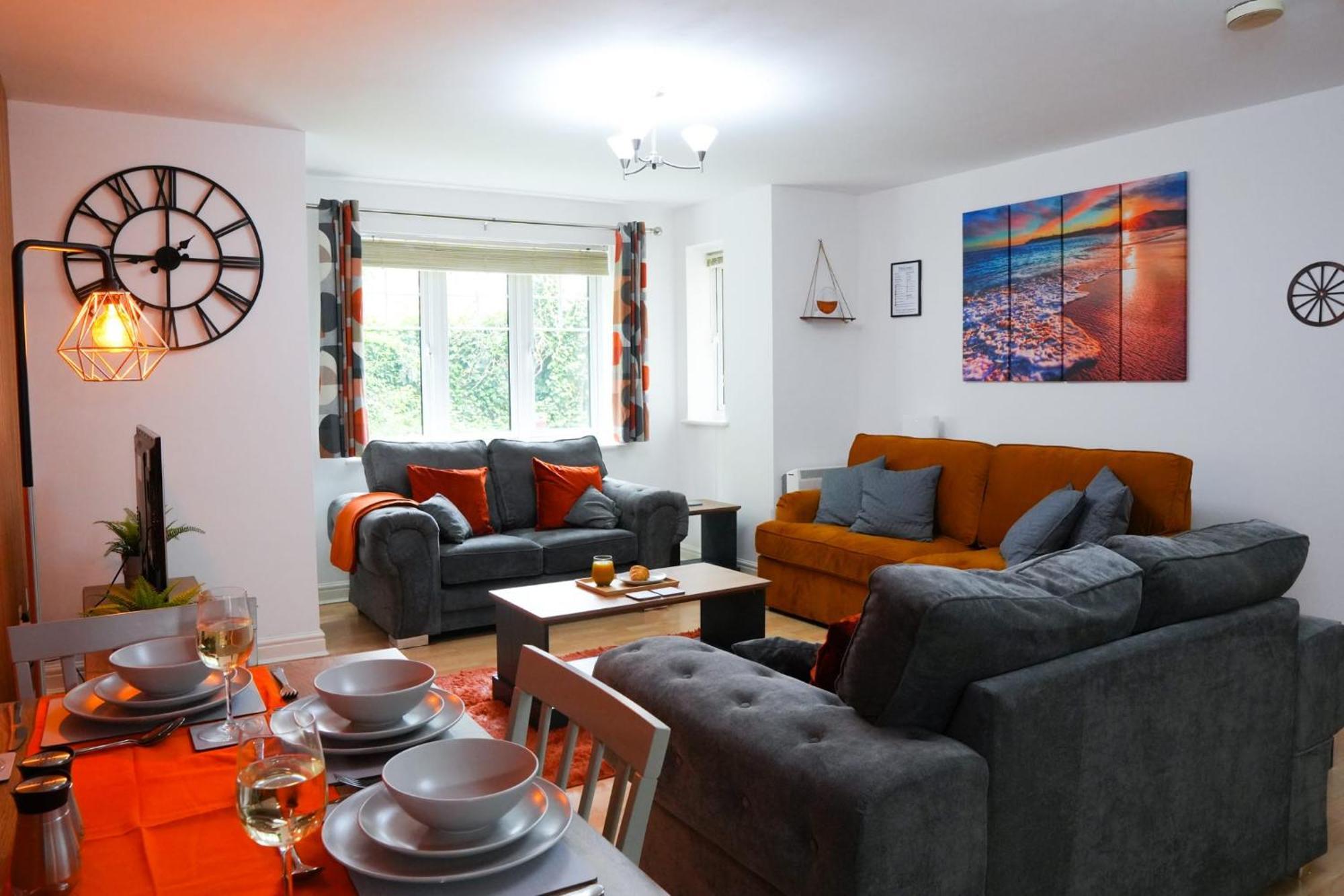 Whole 2-Bed Apartment - Contractors, Professionals, Ulez Free, Free Parking, B'Ham City 10Mins Birmingham Esterno foto